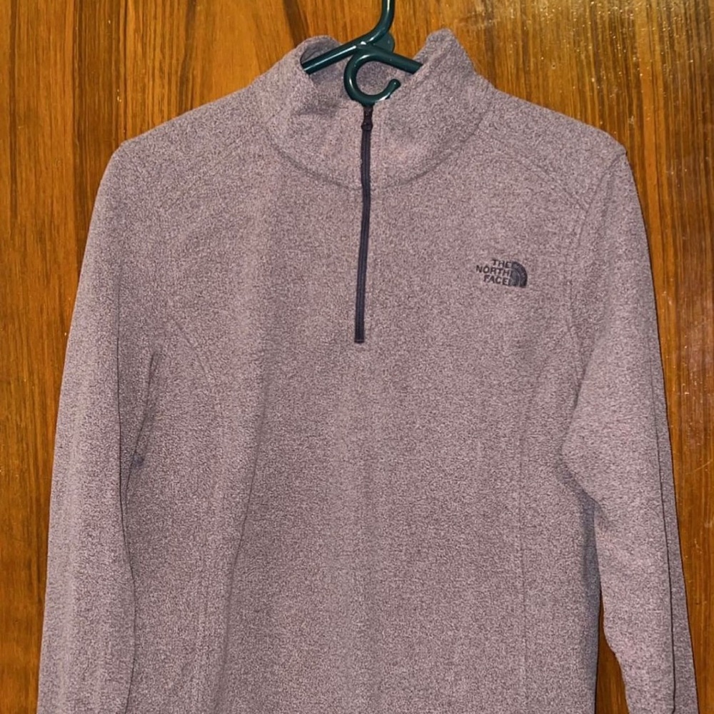 North face women sweatshirt 1/4 zip up pullover